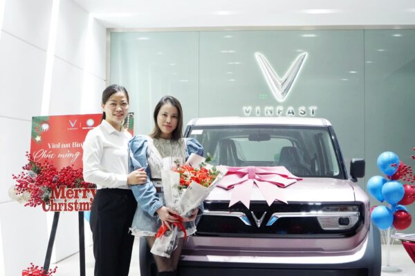 Khánh Vân - Phụ trách kinh doanh Vinfast Hải Dương - Giao xe 7