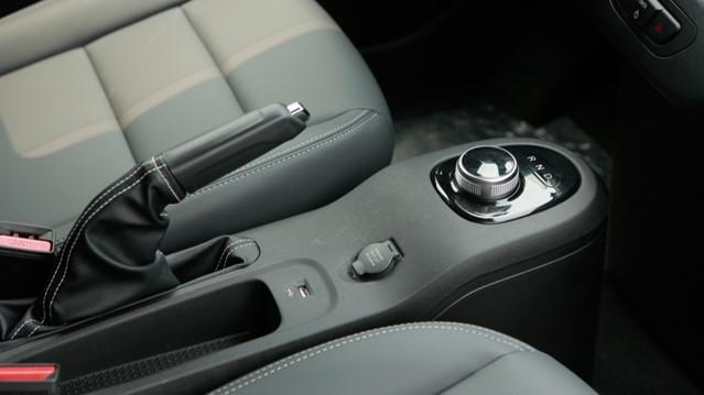 vinfast-vf5-26